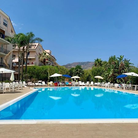 Griseo - Sicily Vista Apartment Calatabiano Luaran gambar